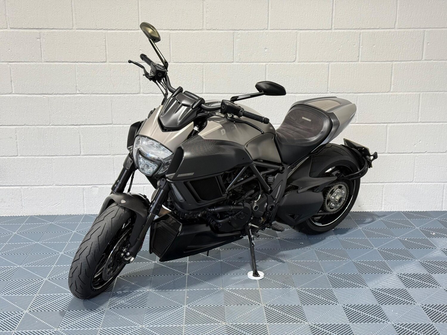 Ducati Diavel