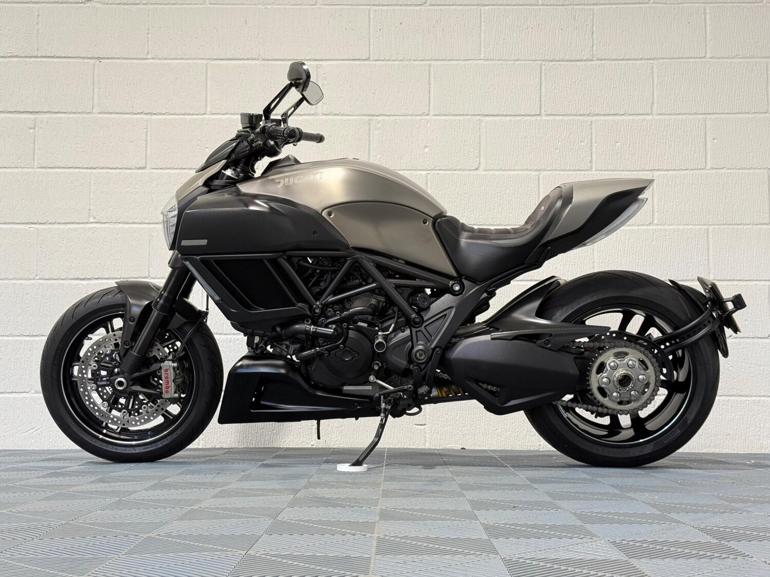 Ducati Diavel