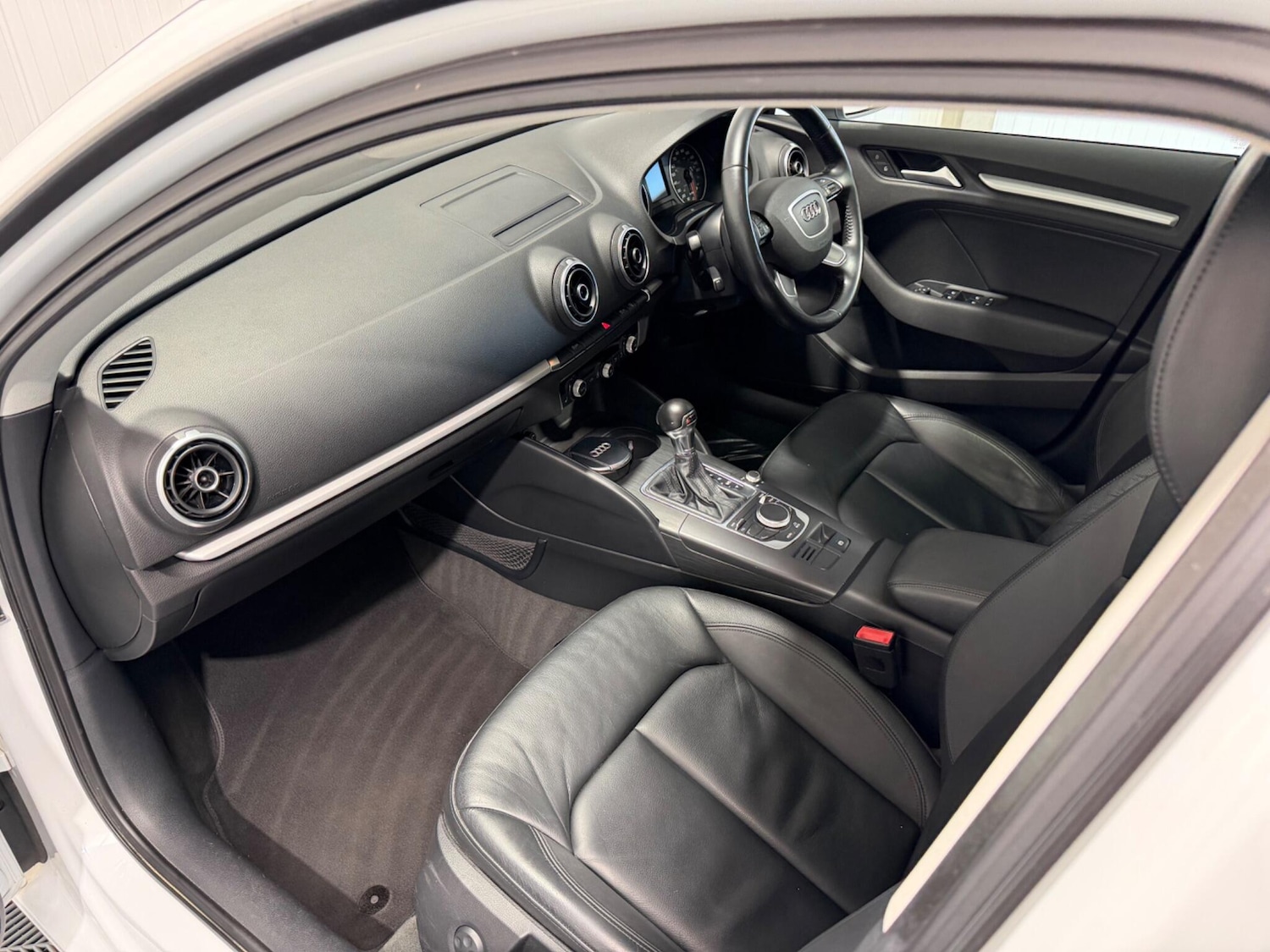 Used Audi A3 2015 for sale - 77958010: Photo 59