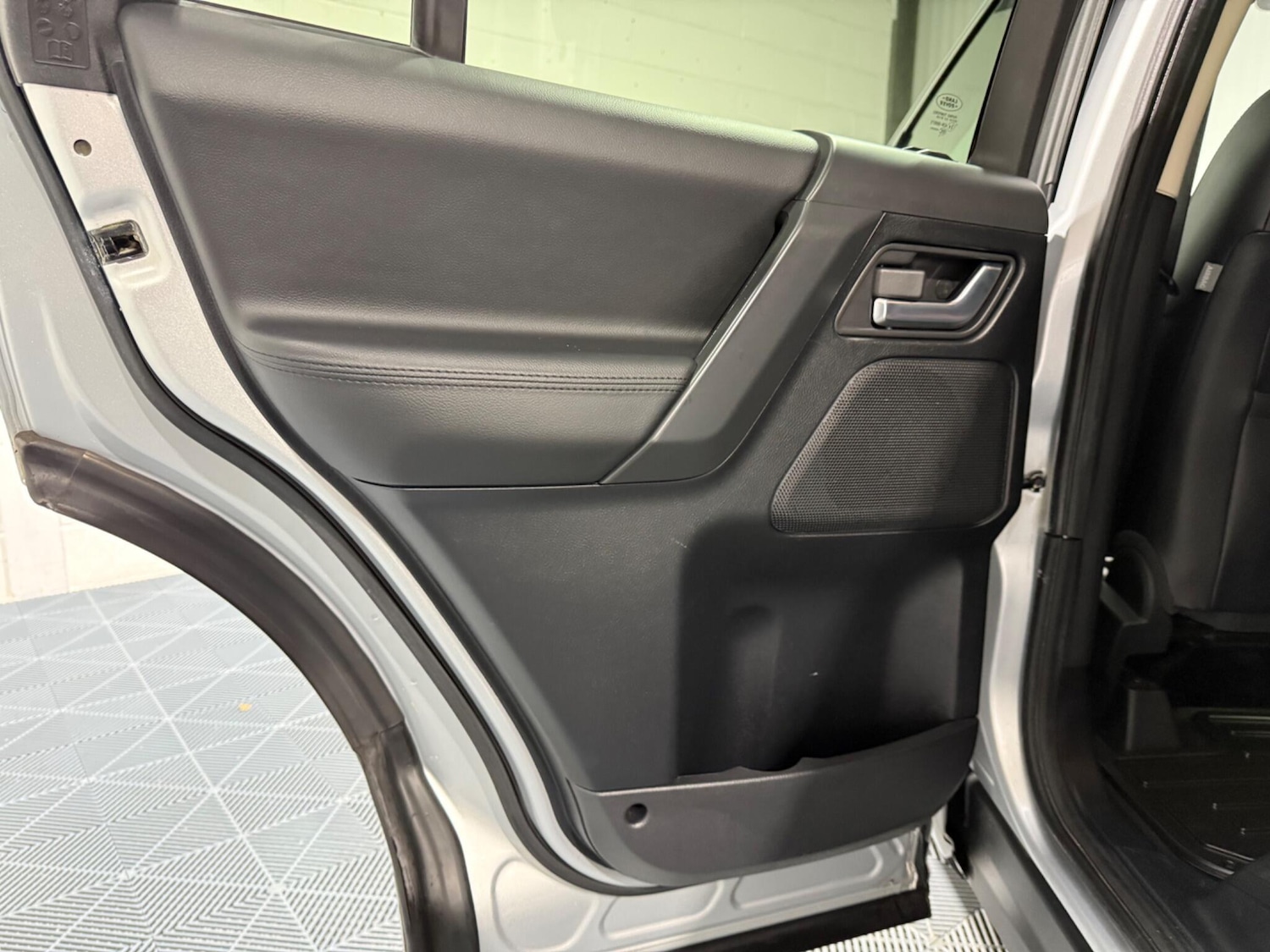 Used Land Rover Freelander 2013 for sale - 77291722: Photo 52