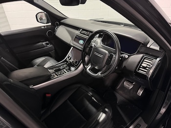 Used Land Rover Range Rover Sport 2018 for sale - 79388065: Photo