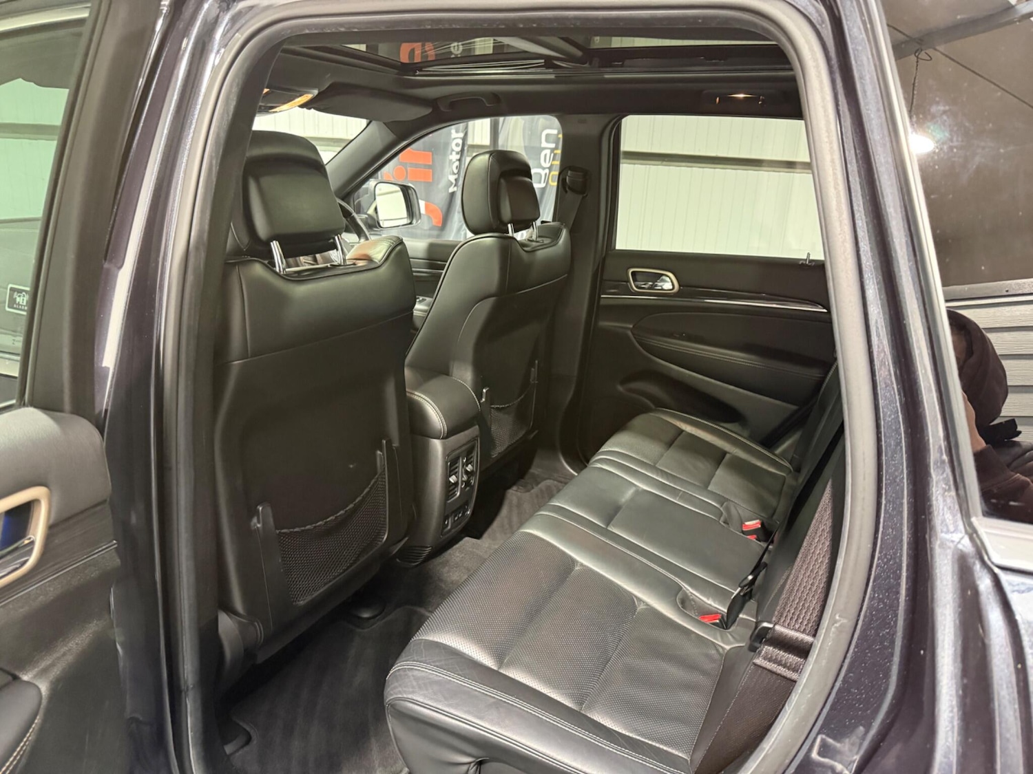 Used Jeep Grand Cherokee 2014 for sale - 77549495: Photo 41