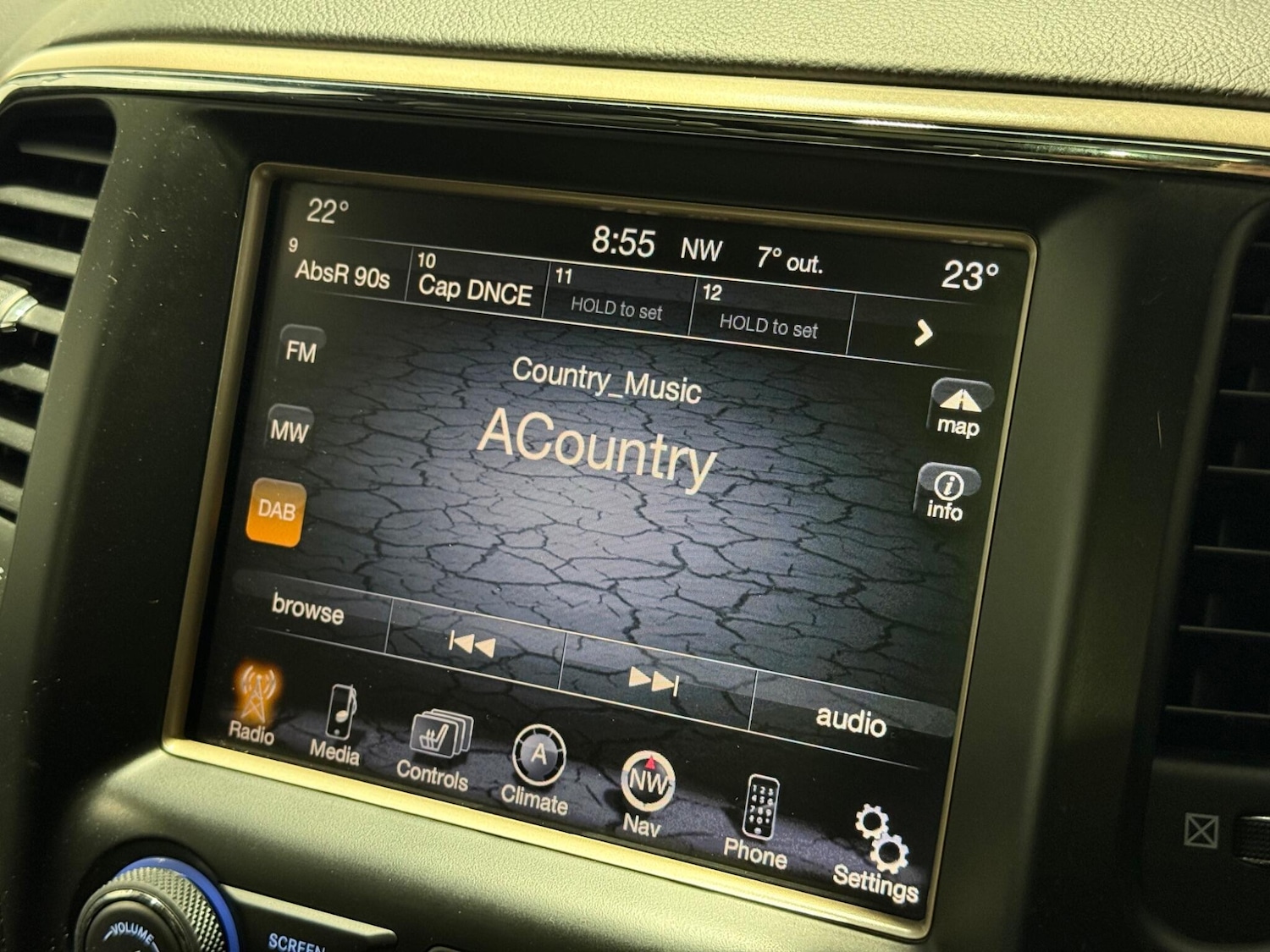 Used Jeep Grand Cherokee 2014 for sale - 77549495: Photo 59