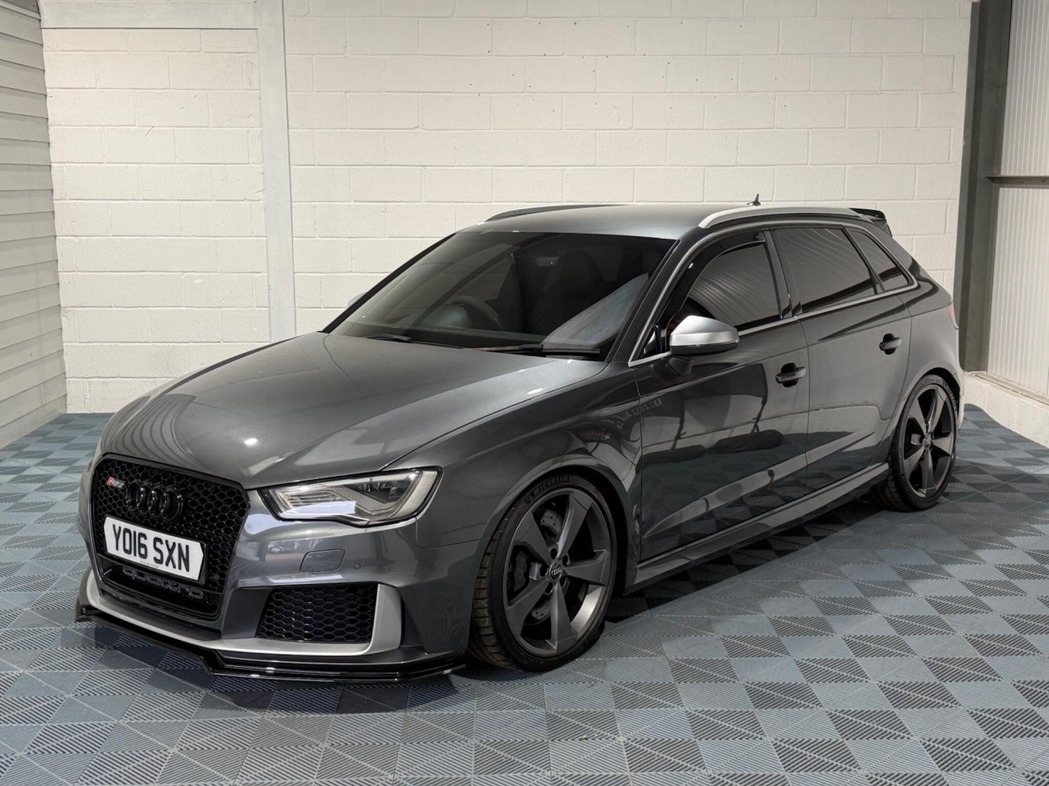 Used Audi RS3 2016 for sale - 77784059: Photo 11