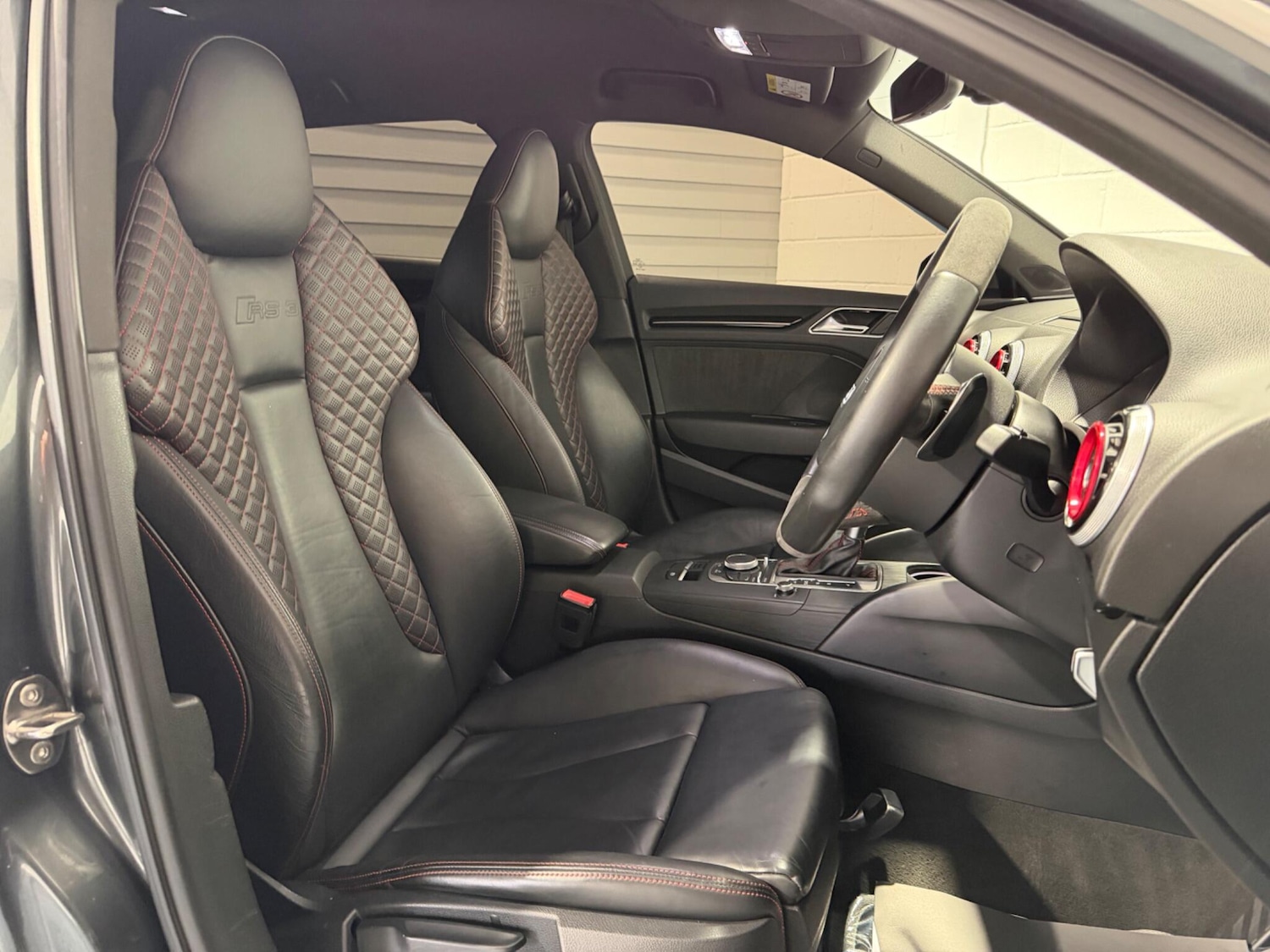 Used Audi RS3 2016 for sale - 77784059: Photo 2