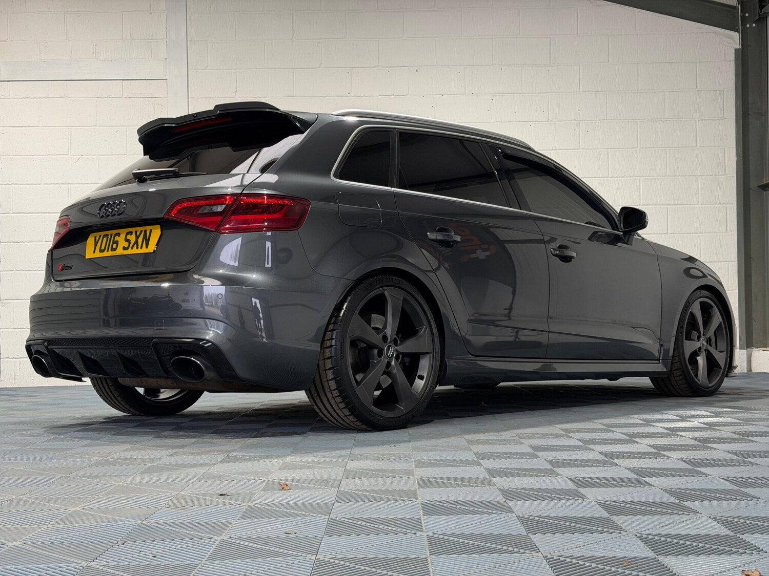 Used Audi RS3 2016 for sale - 77784059: Photo 25