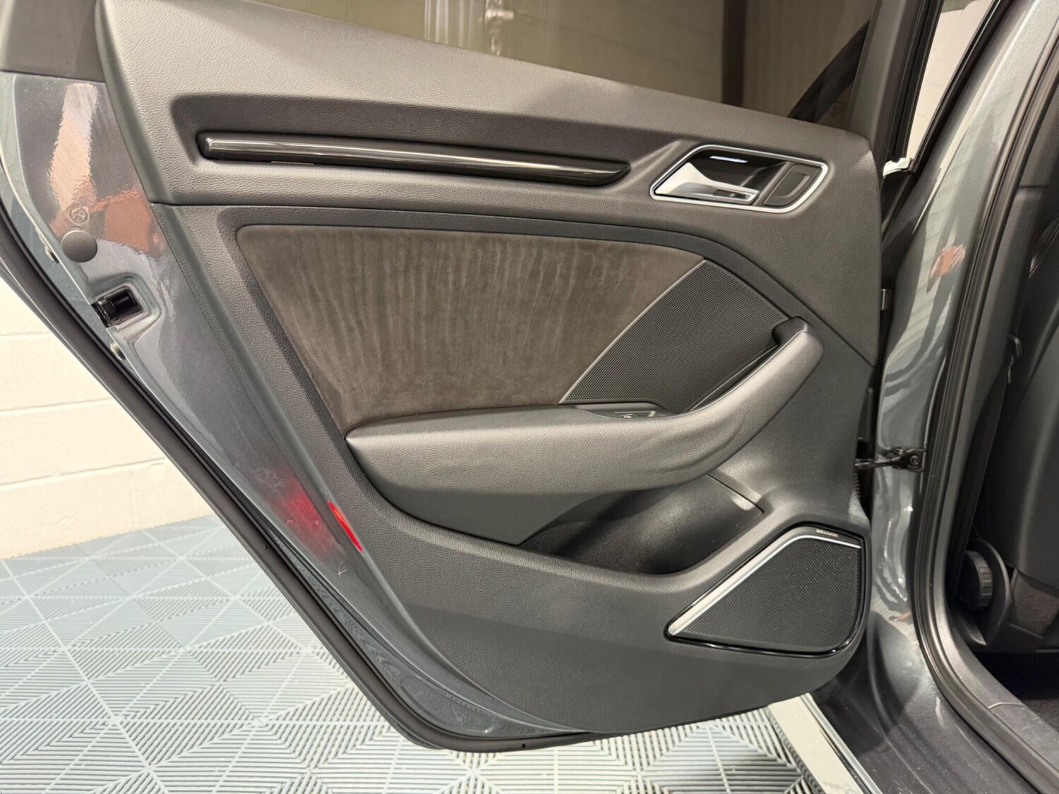 Used Audi RS3 2016 for sale - 77784059: Photo 46