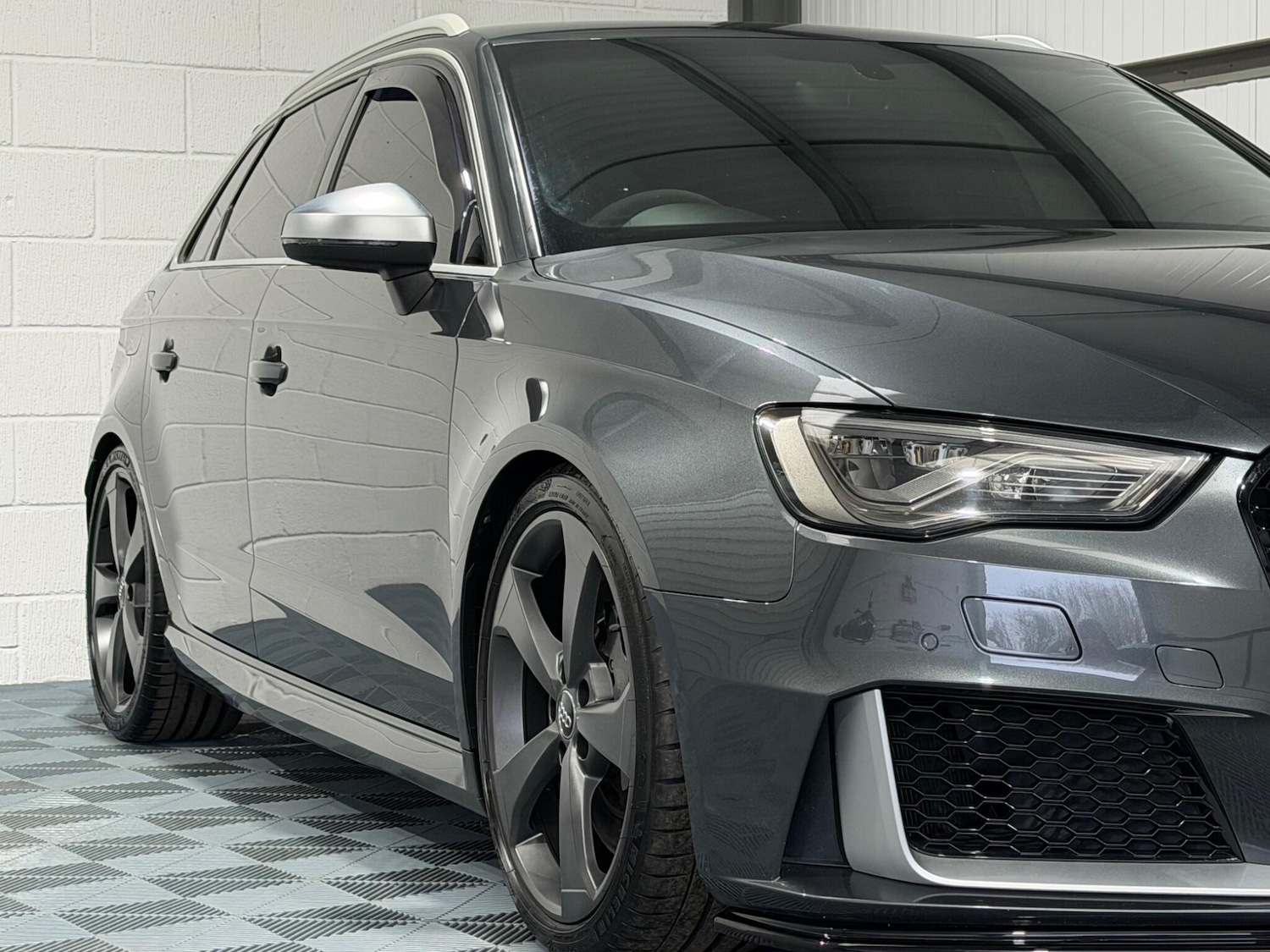 Used Audi RS3 2016 for sale - 77784059: Photo 9