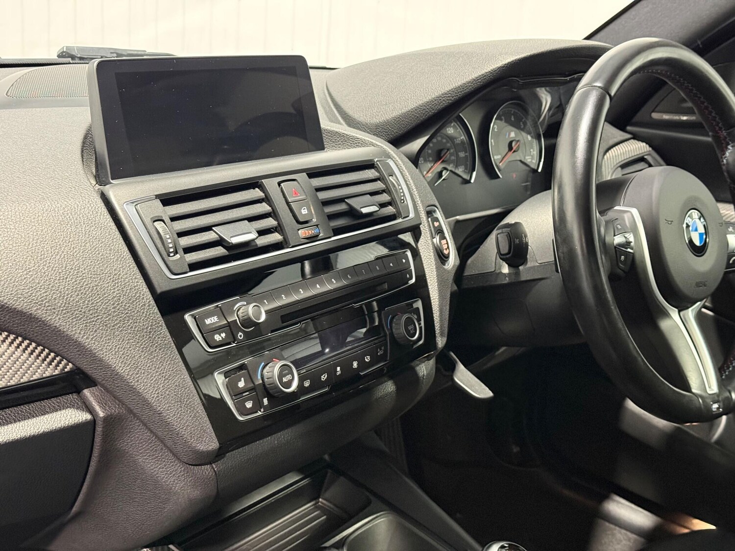 Used BMW M2 2017 for sale - 77637844: Photo 32