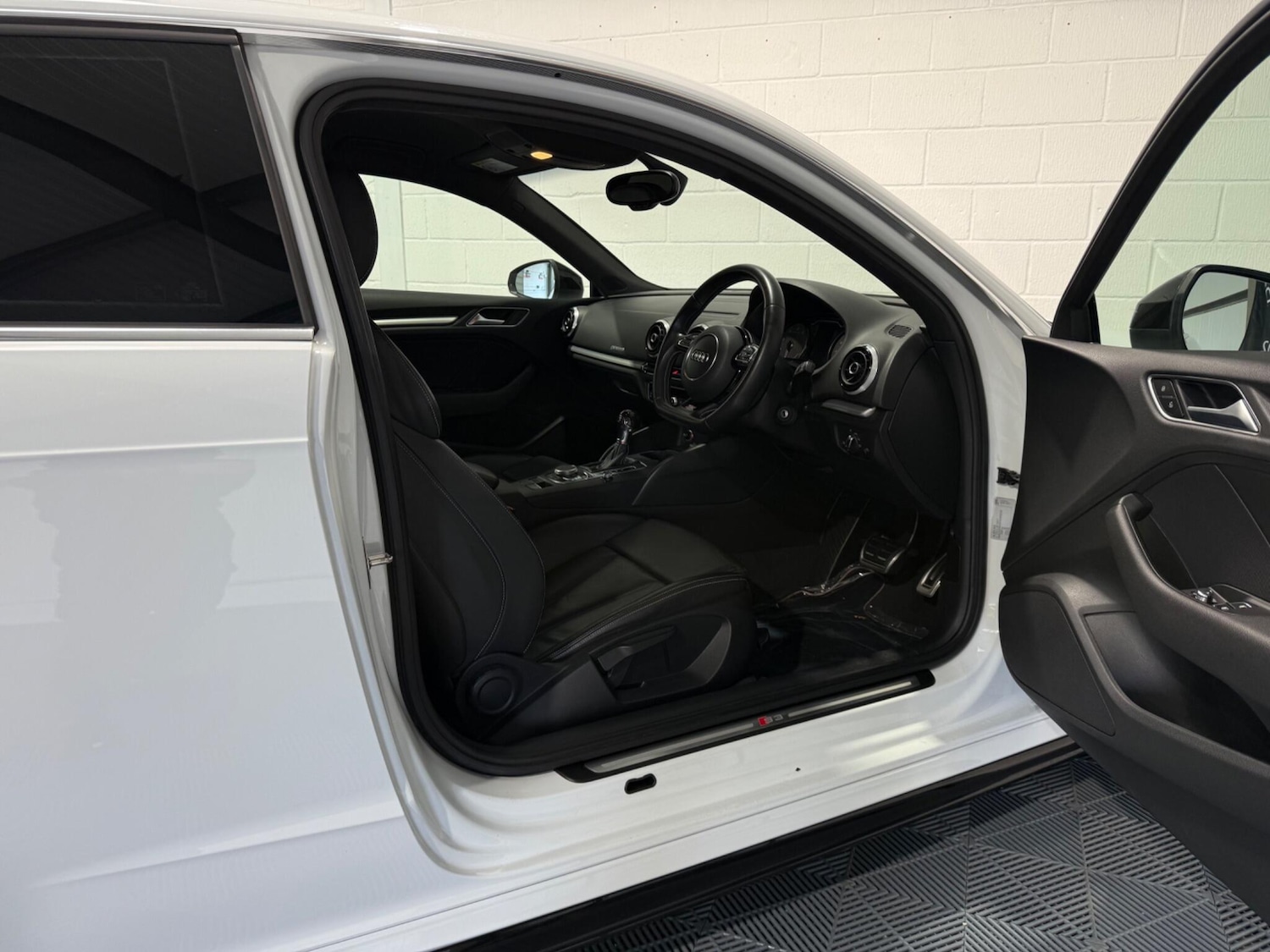 Used Audi A3 2014 for sale - 76550634: Photo 44