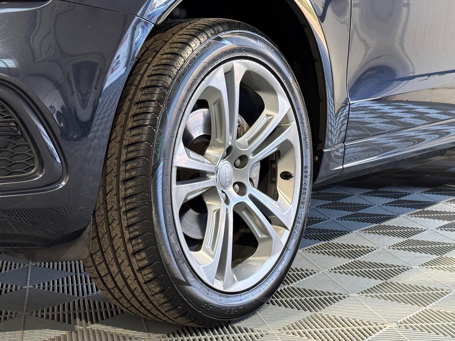 Used Audi Q5 2016 for sale - 77978245: Photo 43