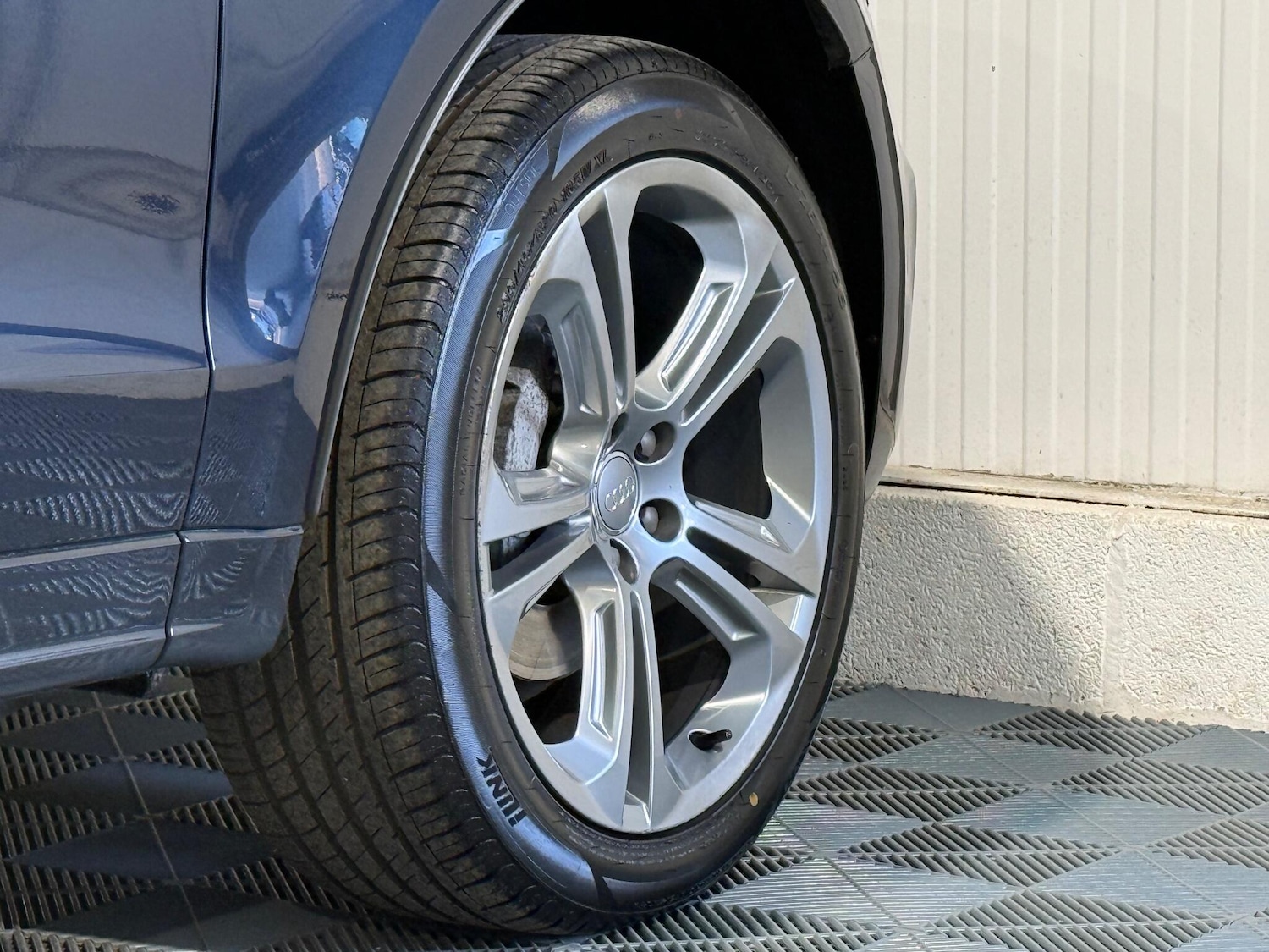 Used Audi Q5 2016 for sale - 77978245: Photo 46