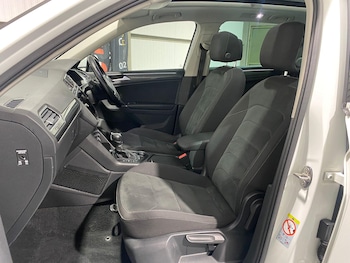 Used Volkswagen Tiguan 2018 for sale - 78809599: Photo