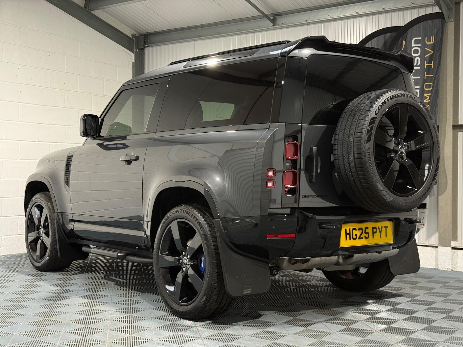 Used Land Rover Defender 2025 for sale - 76832230: Photo 15