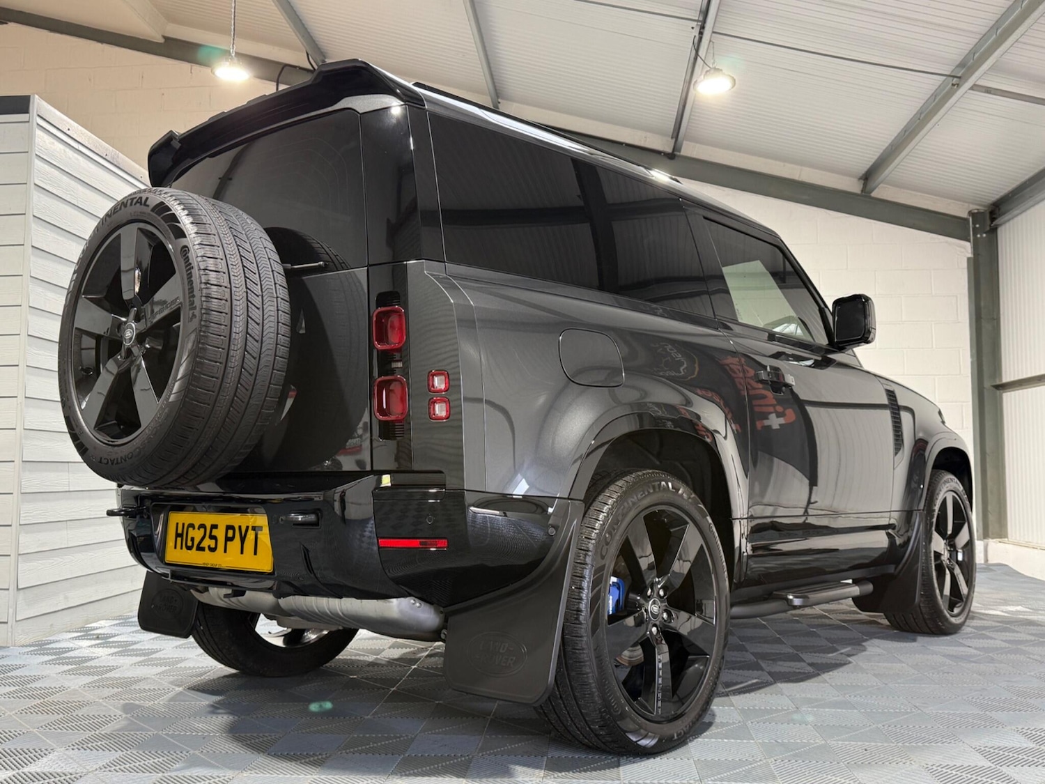 Used Land Rover Defender 2025 for sale - 76832230: Photo 30