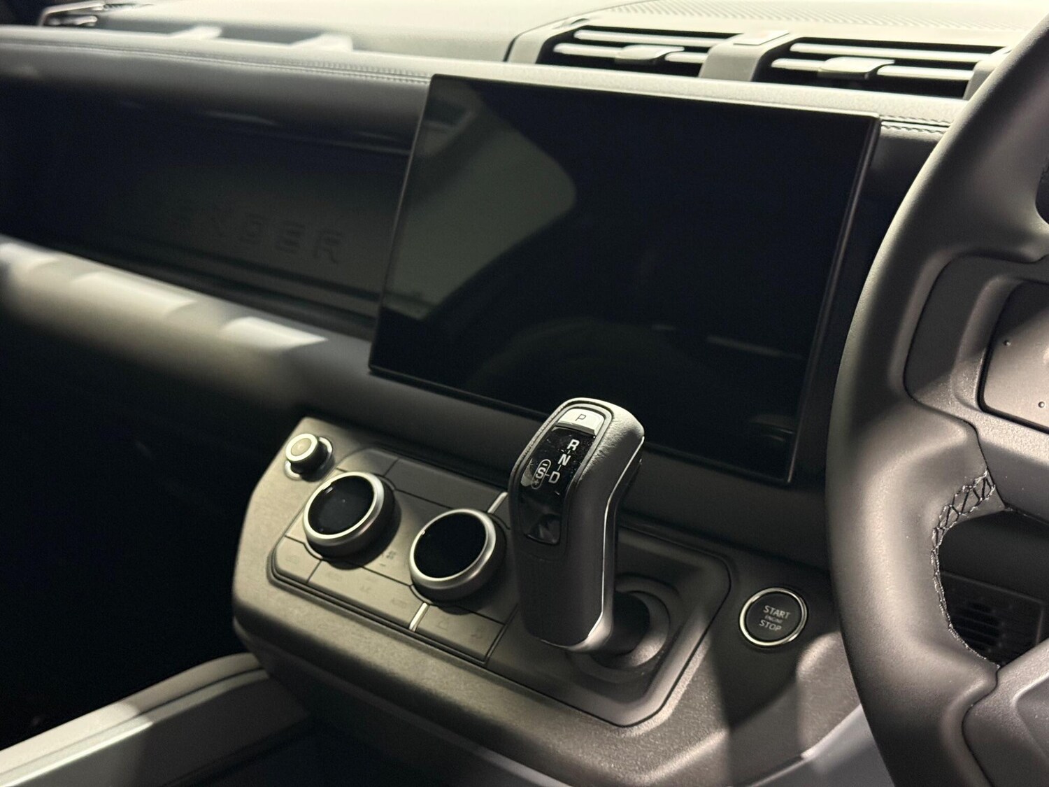 Used Land Rover Defender 2025 for sale - 76832230: Photo 34