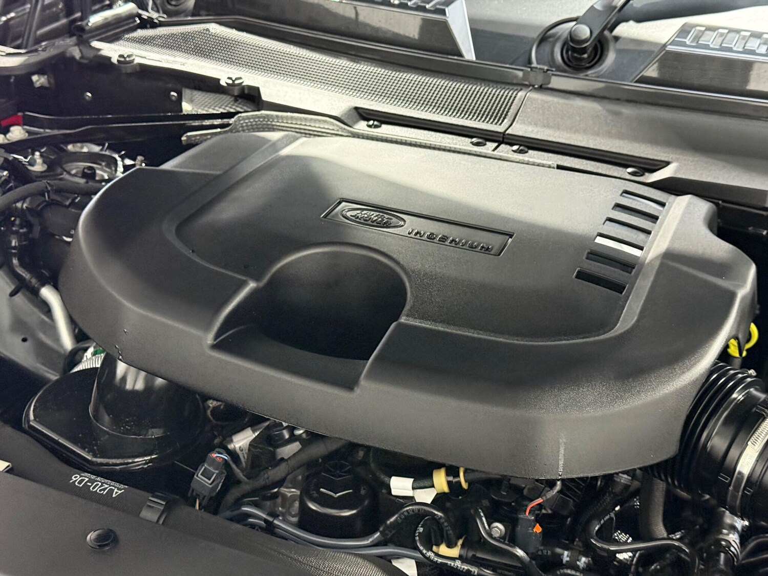 Used Land Rover Defender 2025 for sale - 76832230: Photo 41