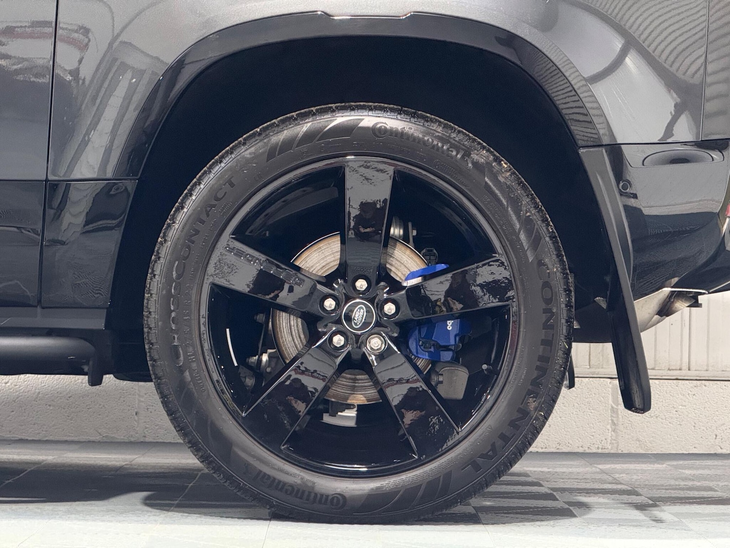 Used Land Rover Defender 2025 for sale - 76832230: Photo 42