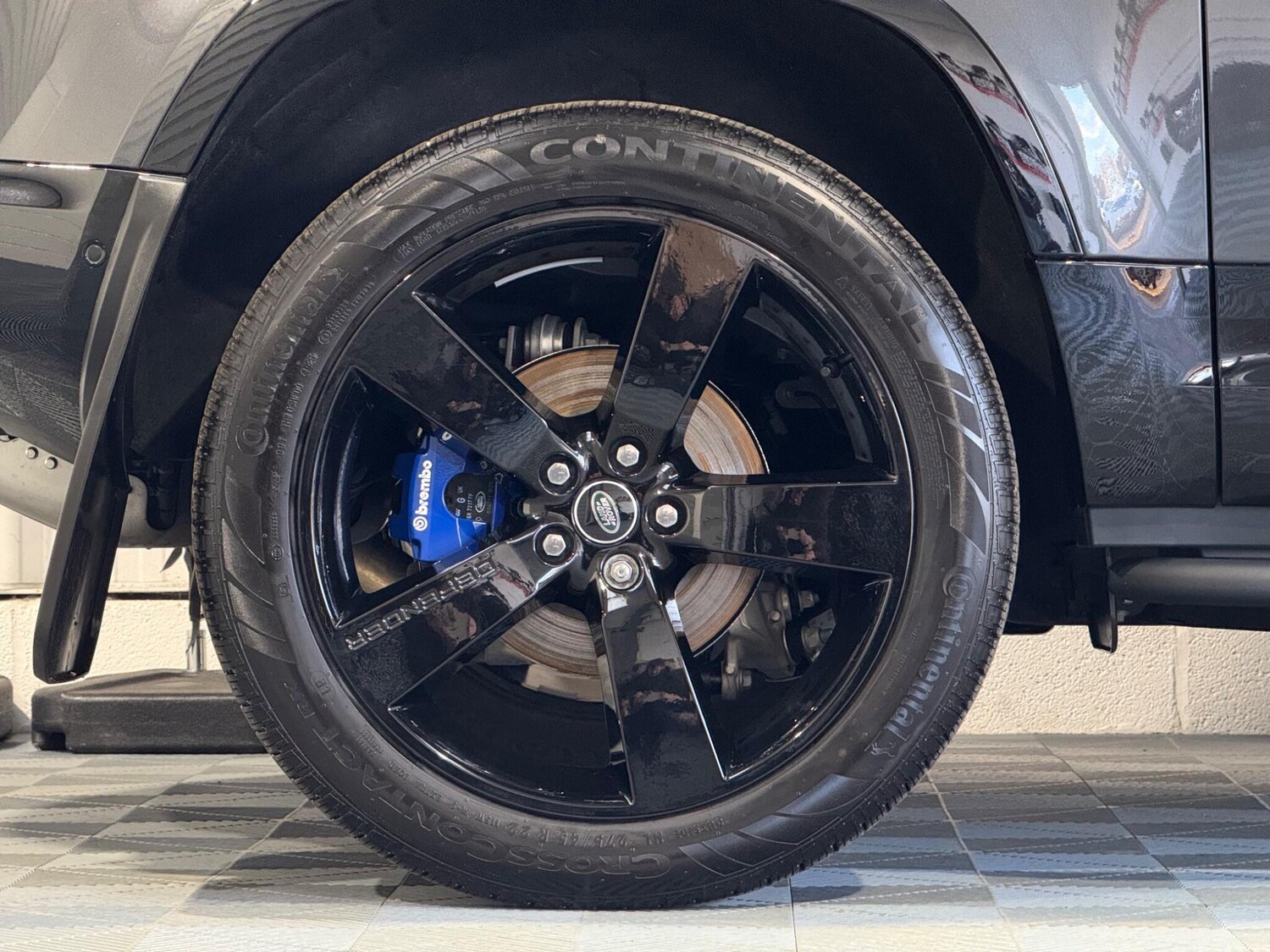 Used Land Rover Defender 2025 for sale - 76832230: Photo 48