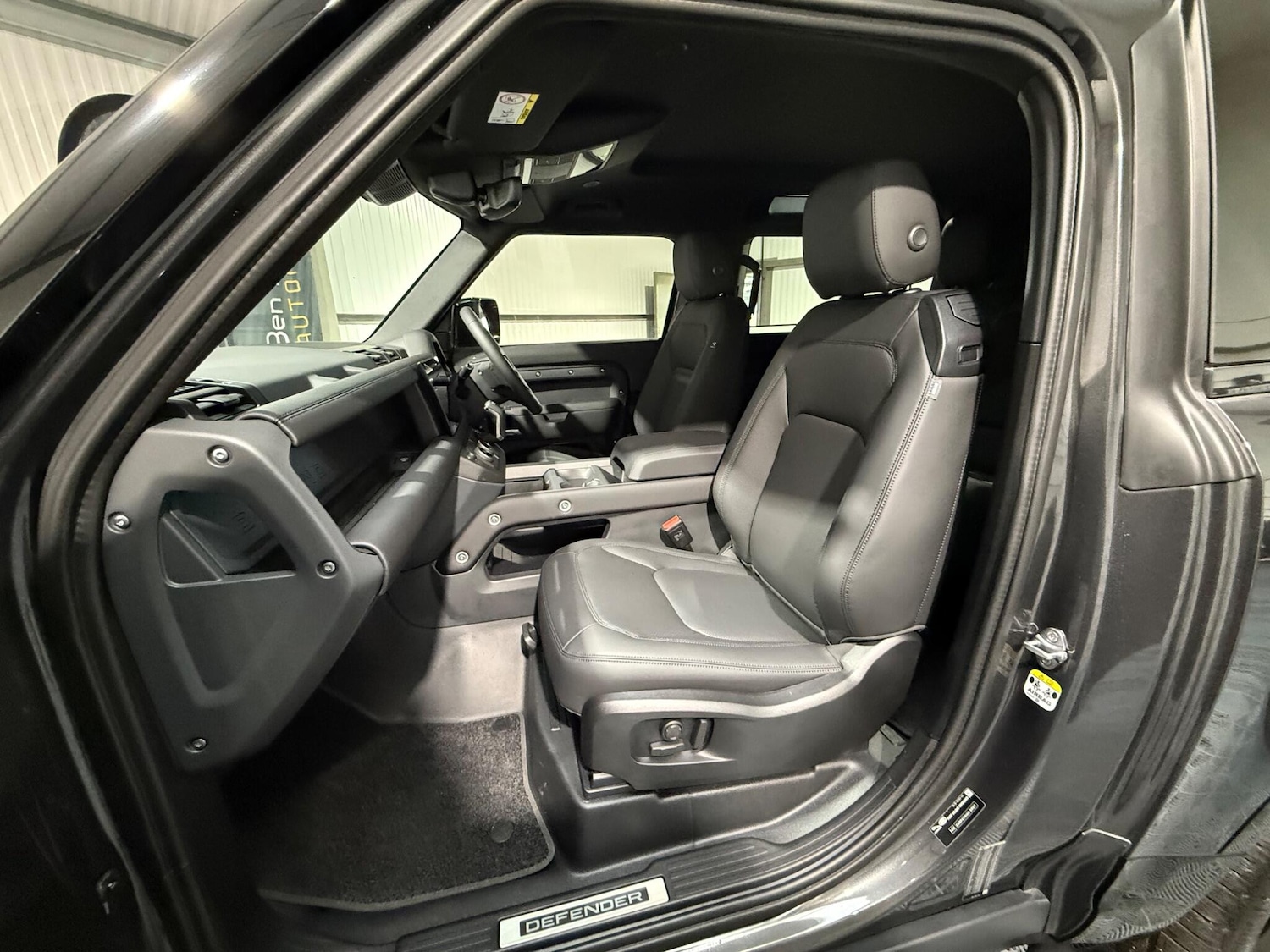 Used Land Rover Defender 2025 for sale - 76832230: Photo 56