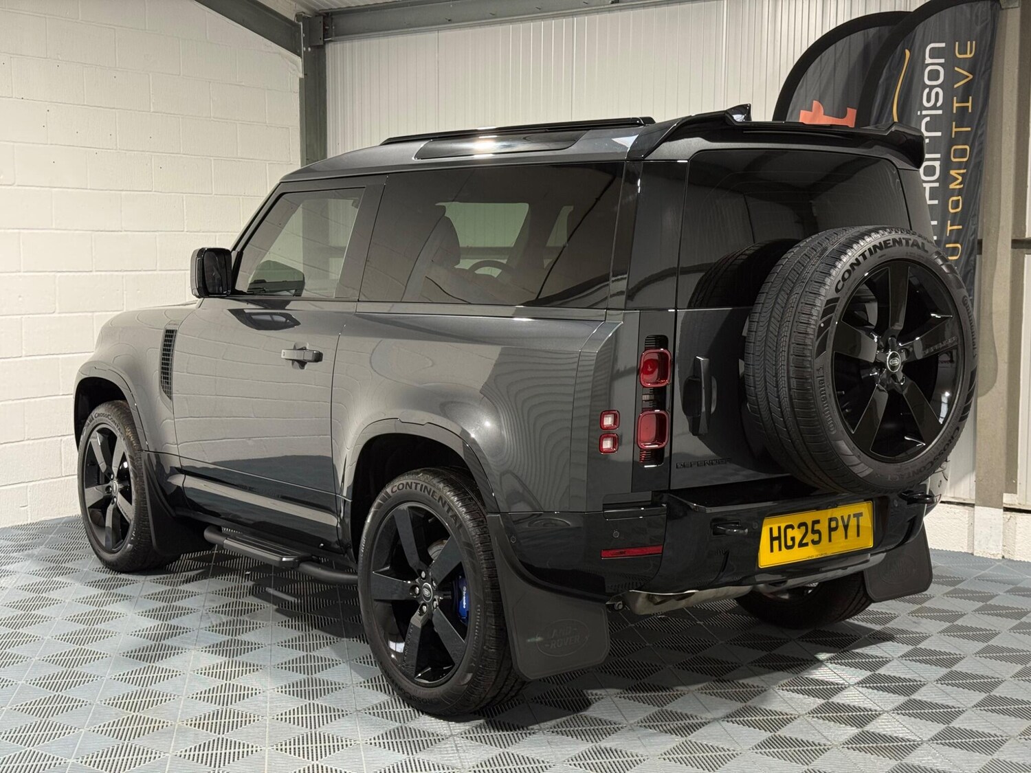 Used Land Rover Defender 2025 for sale - 76832230: Photo 6