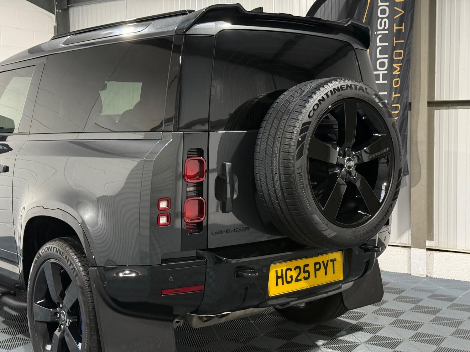 Used Land Rover Defender 2025 for sale - 76832230: Photo 71