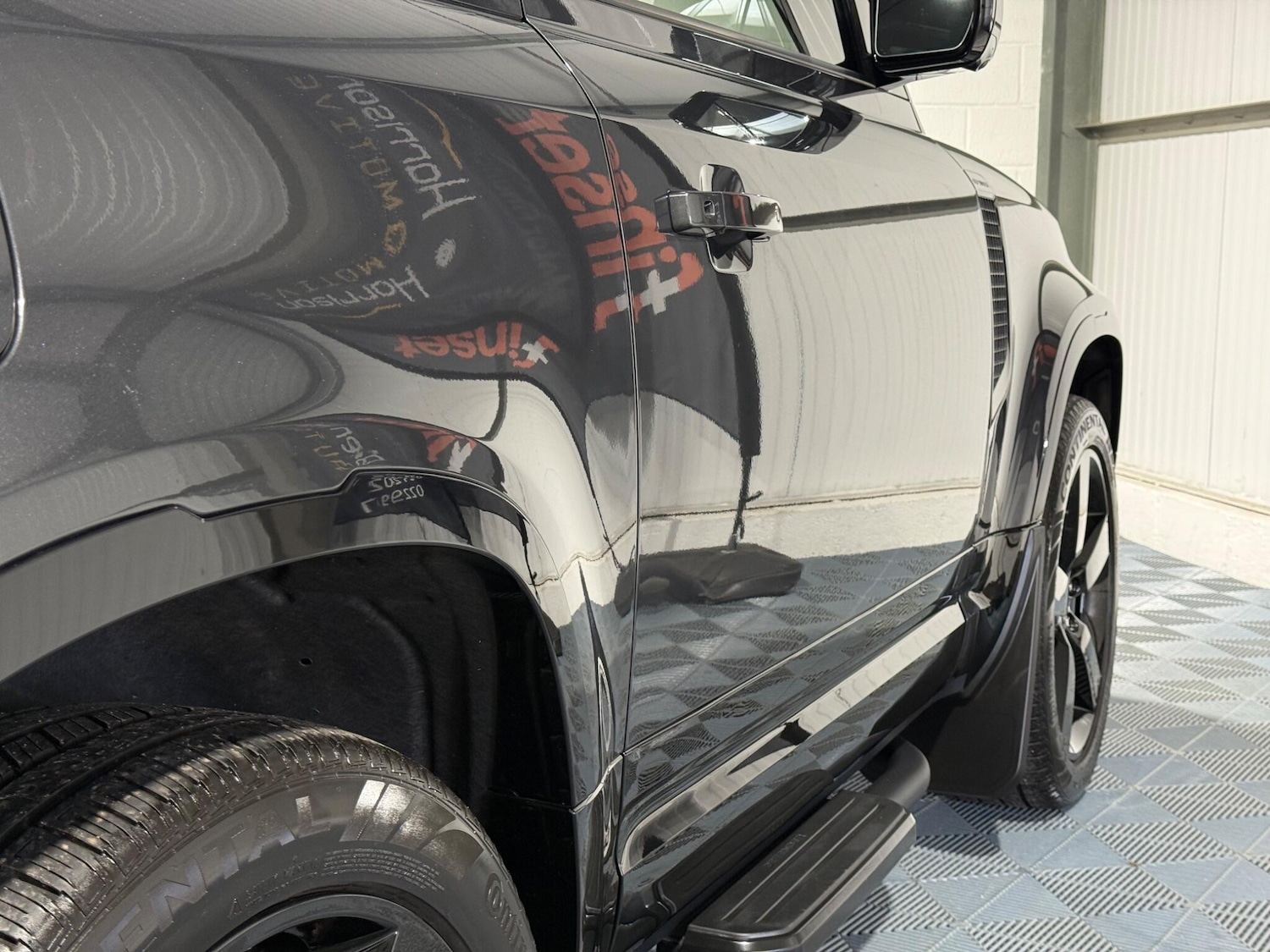 Used Land Rover Defender 2025 for sale - 76832230: Photo 75