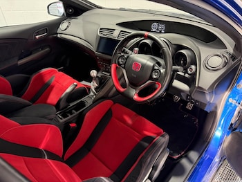 Used Honda Civic 2015 for sale - 76307415: Photo 2