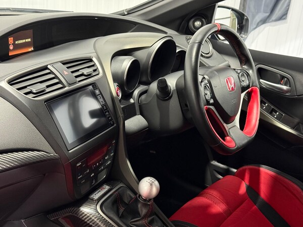Used Honda Civic 2015 for sale - 76307415: Photo 35