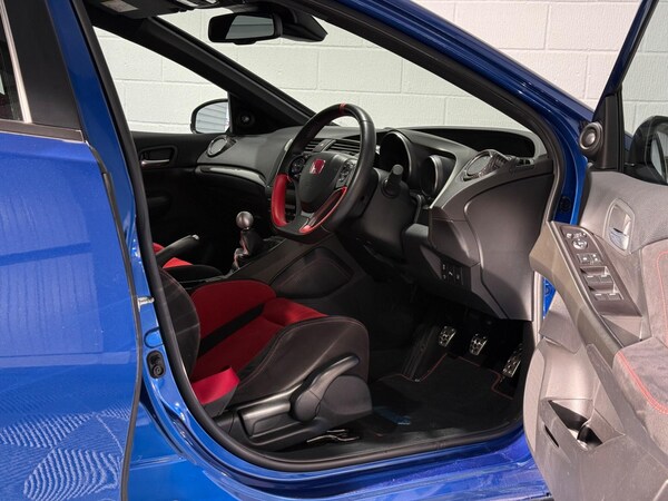 Used Honda Civic 2015 for sale - 76307415: Photo 40