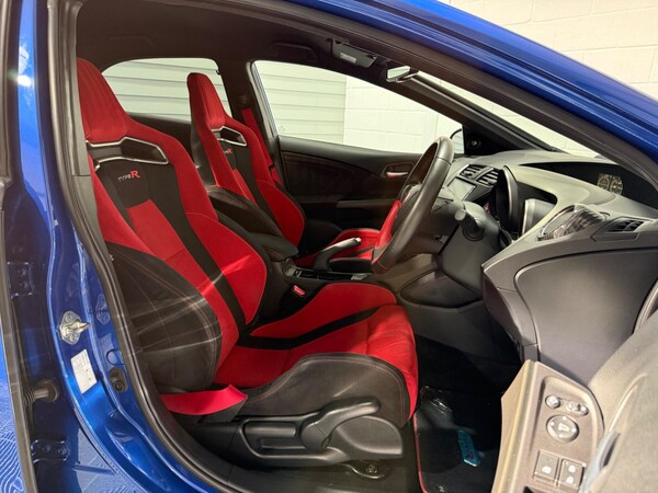 Used Honda Civic 2015 for sale - 76307415: Photo 42