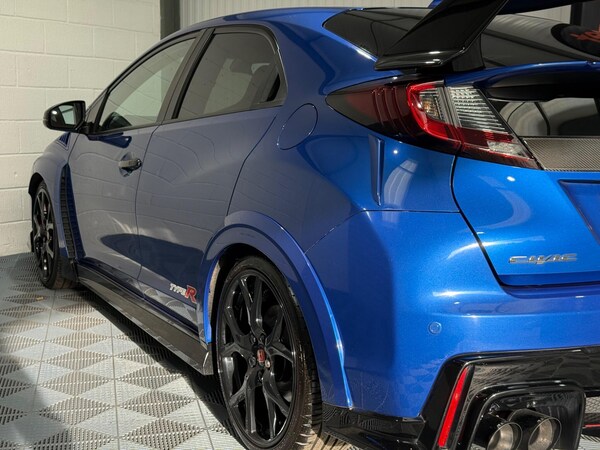Used Honda Civic 2015 for sale - 76307415: Photo 8