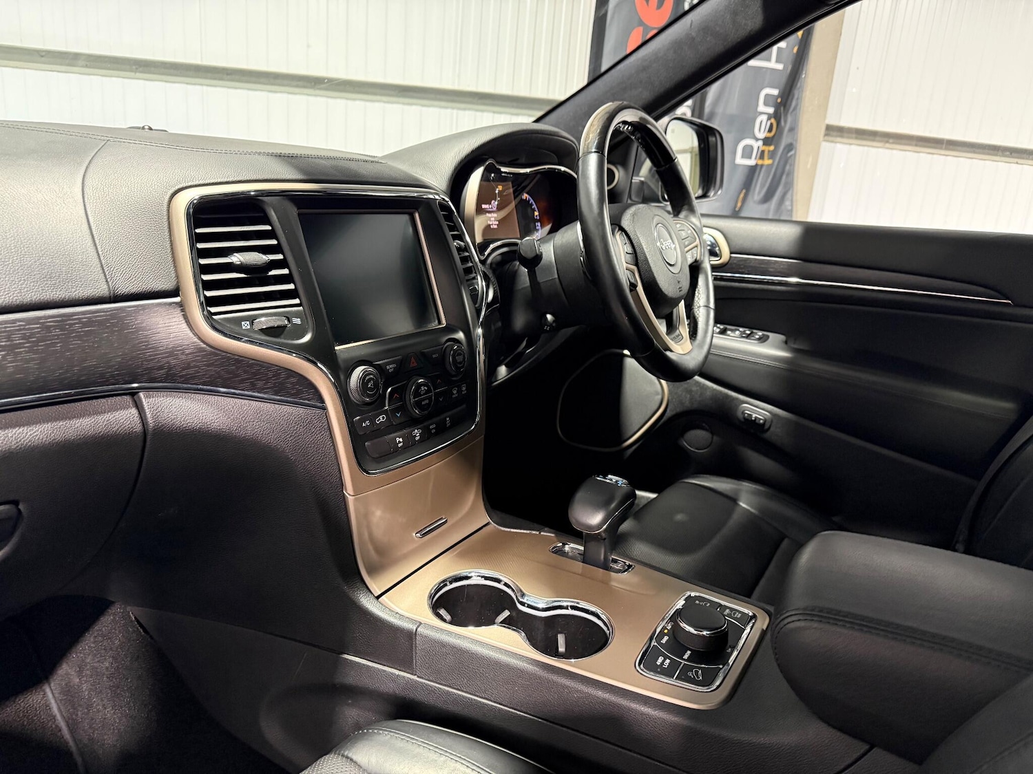 Used Jeep Grand Cherokee 2014 for sale - 77175286: Photo 37