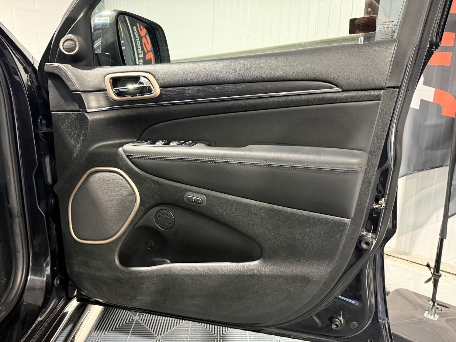 Used Jeep Grand Cherokee 2014 for sale - 77175286: Photo 50