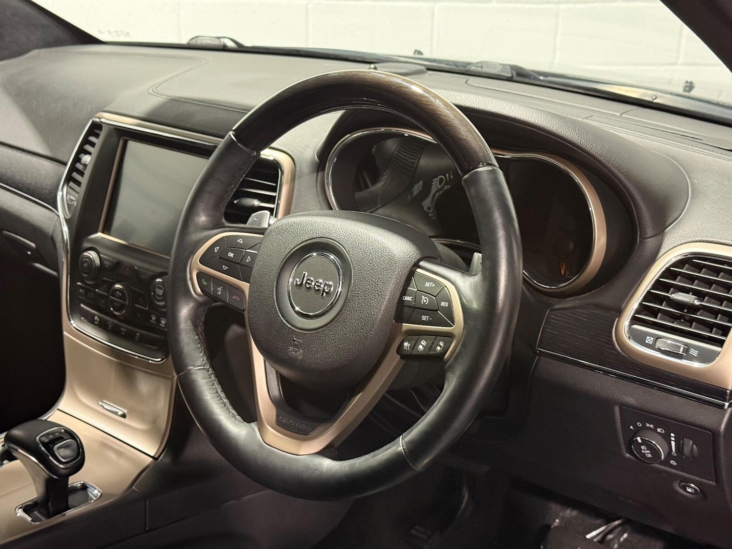 Used Jeep Grand Cherokee 2014 for sale - 77175286: Photo 70