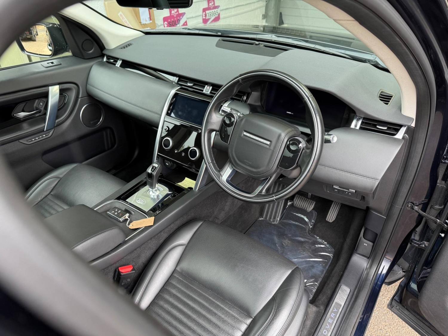 Used Land Rover Discovery Sport 2020 for sale - 76549049: Photo 2