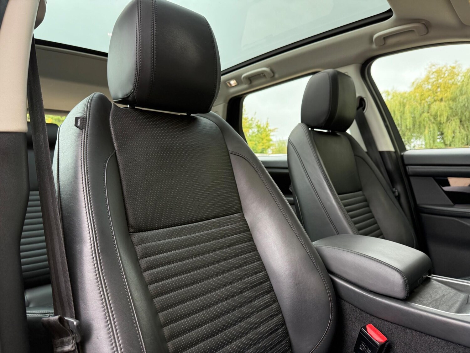 Used Land Rover Discovery Sport 2020 for sale - 76549049: Photo 30