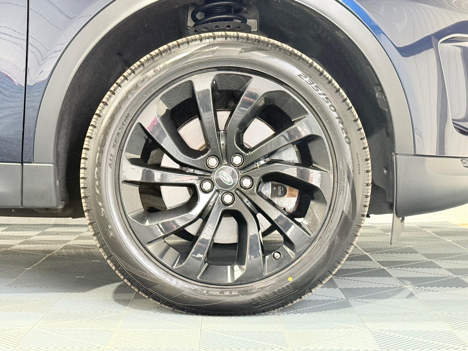 Used Land Rover Discovery Sport 2020 for sale - 76549049: Photo 43