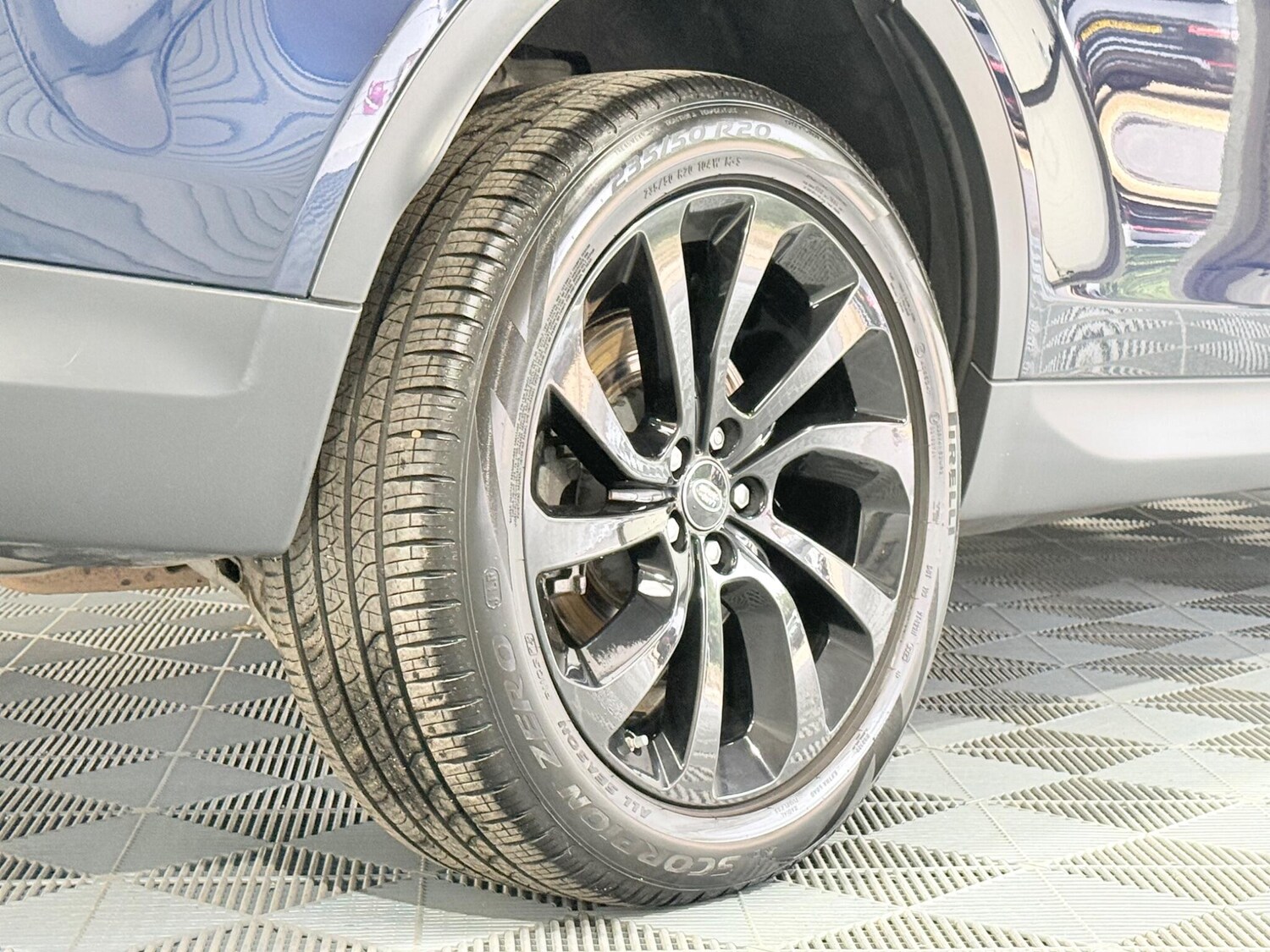 Used Land Rover Discovery Sport 2020 for sale - 76549049: Photo 44