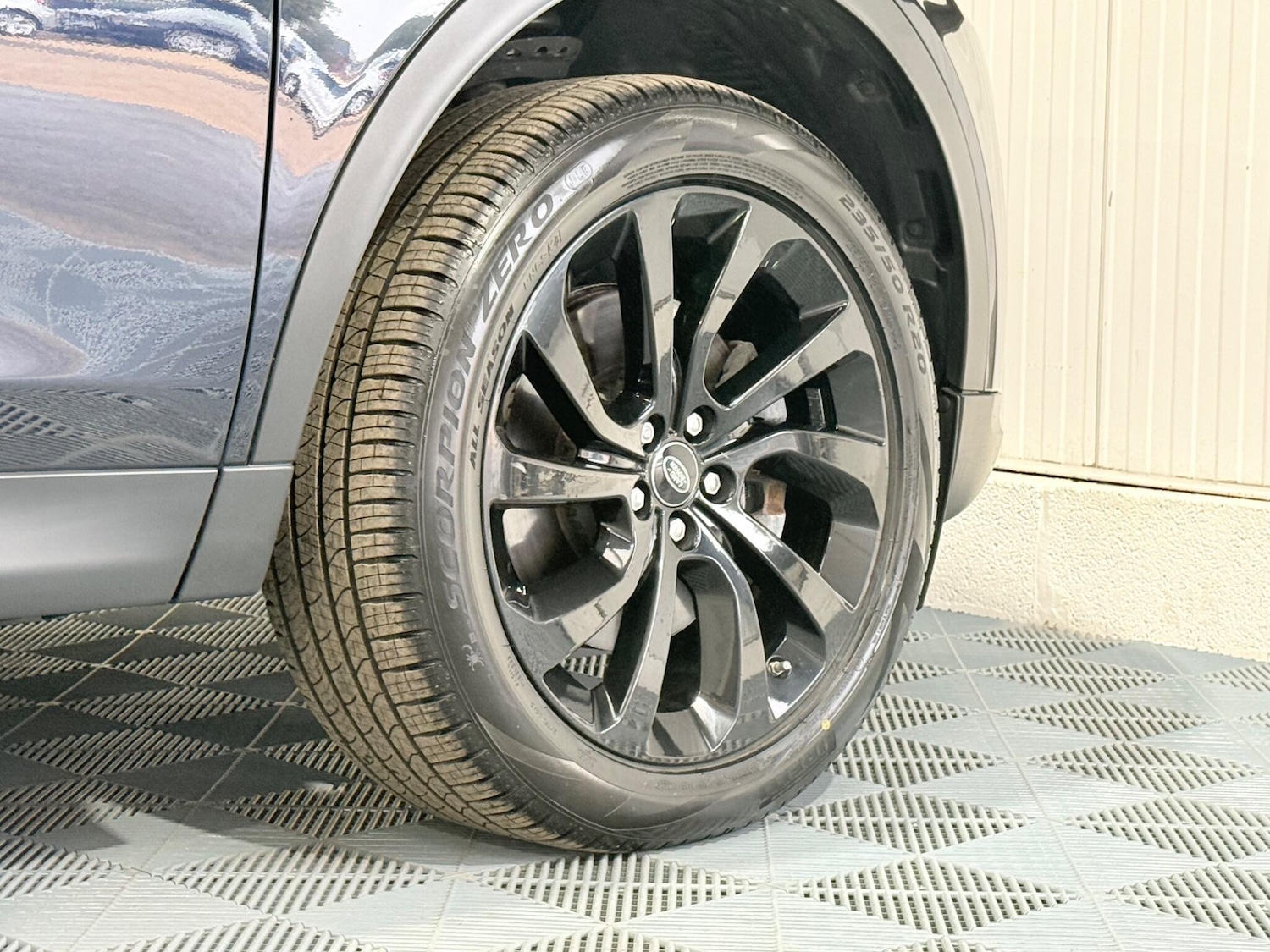 Used Land Rover Discovery Sport 2020 for sale - 76549049: Photo 46