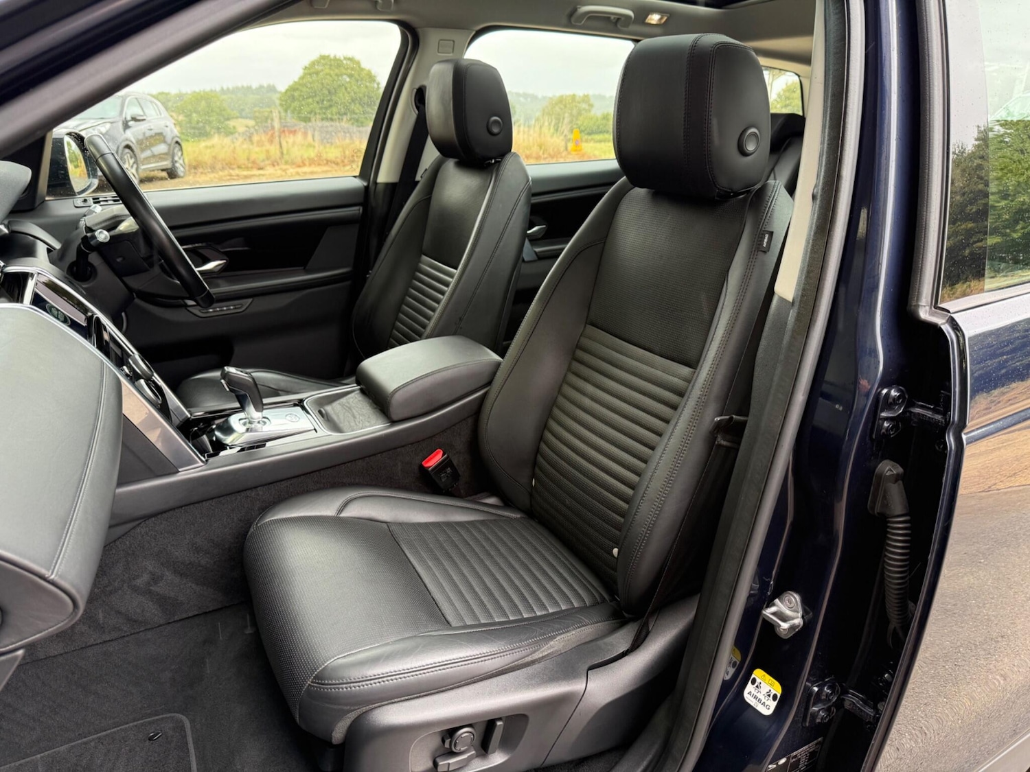 Used Land Rover Discovery Sport 2020 for sale - 76549049: Photo 61