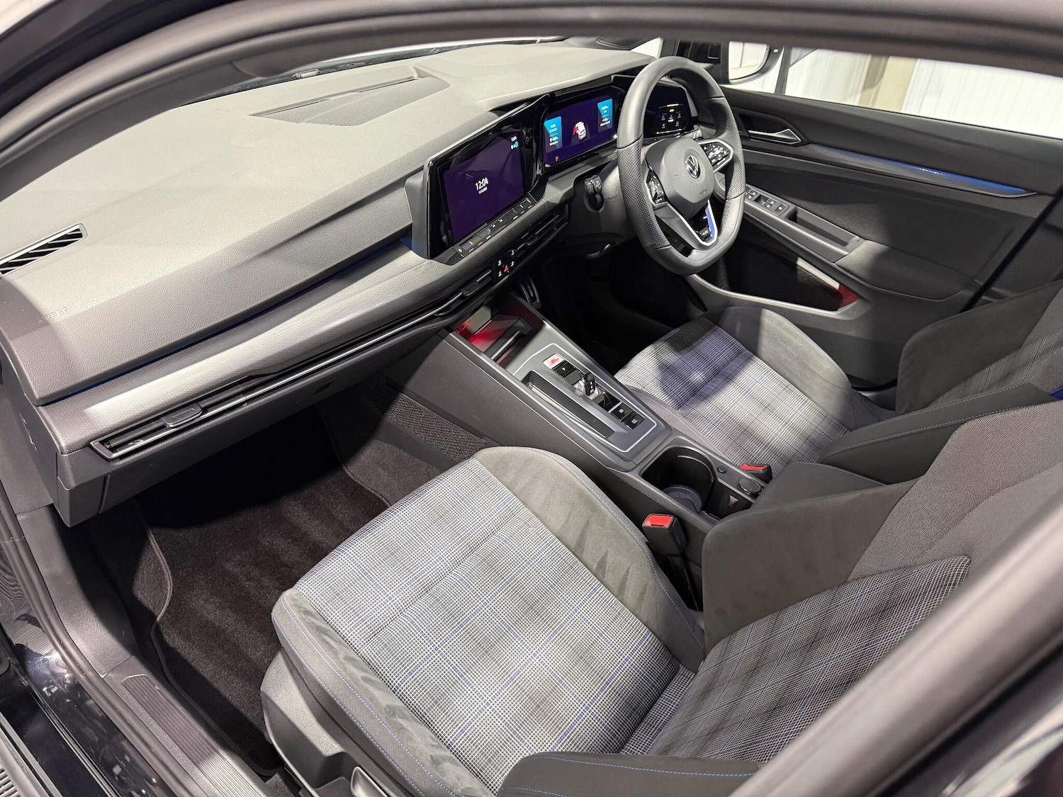 Used Volkswagen Golf 2021 for sale - 76975834: Photo 3