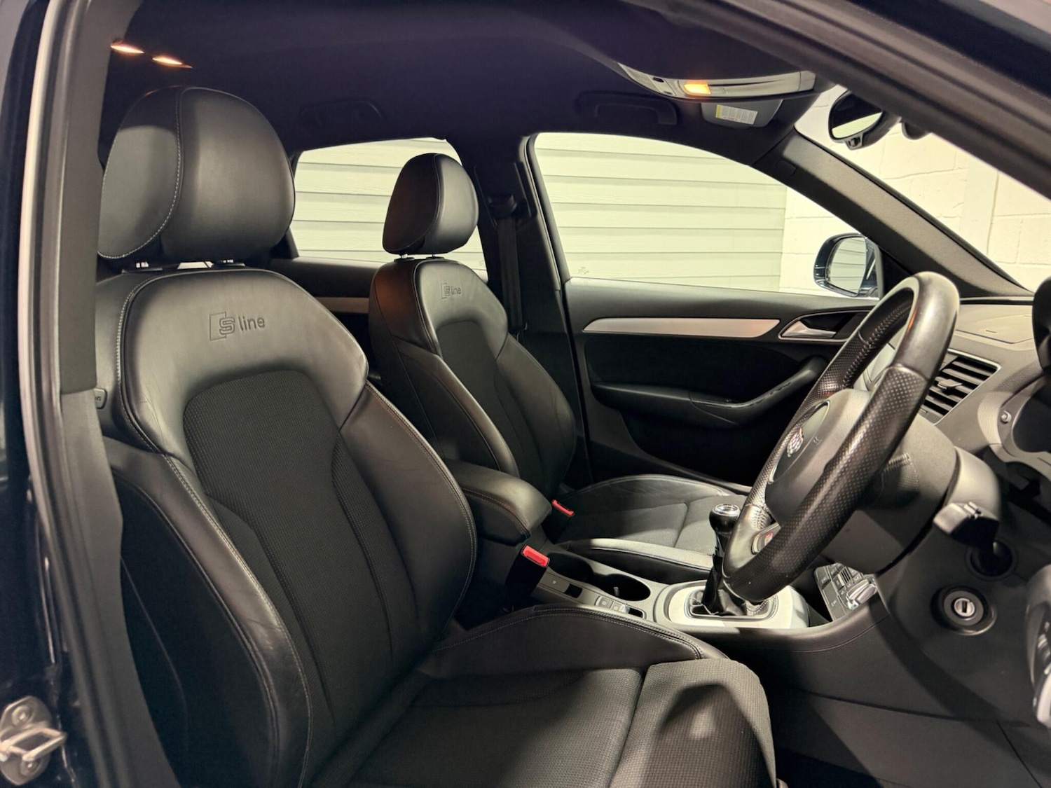 Used Audi Q3 2012 for sale - 77783093: Photo 41