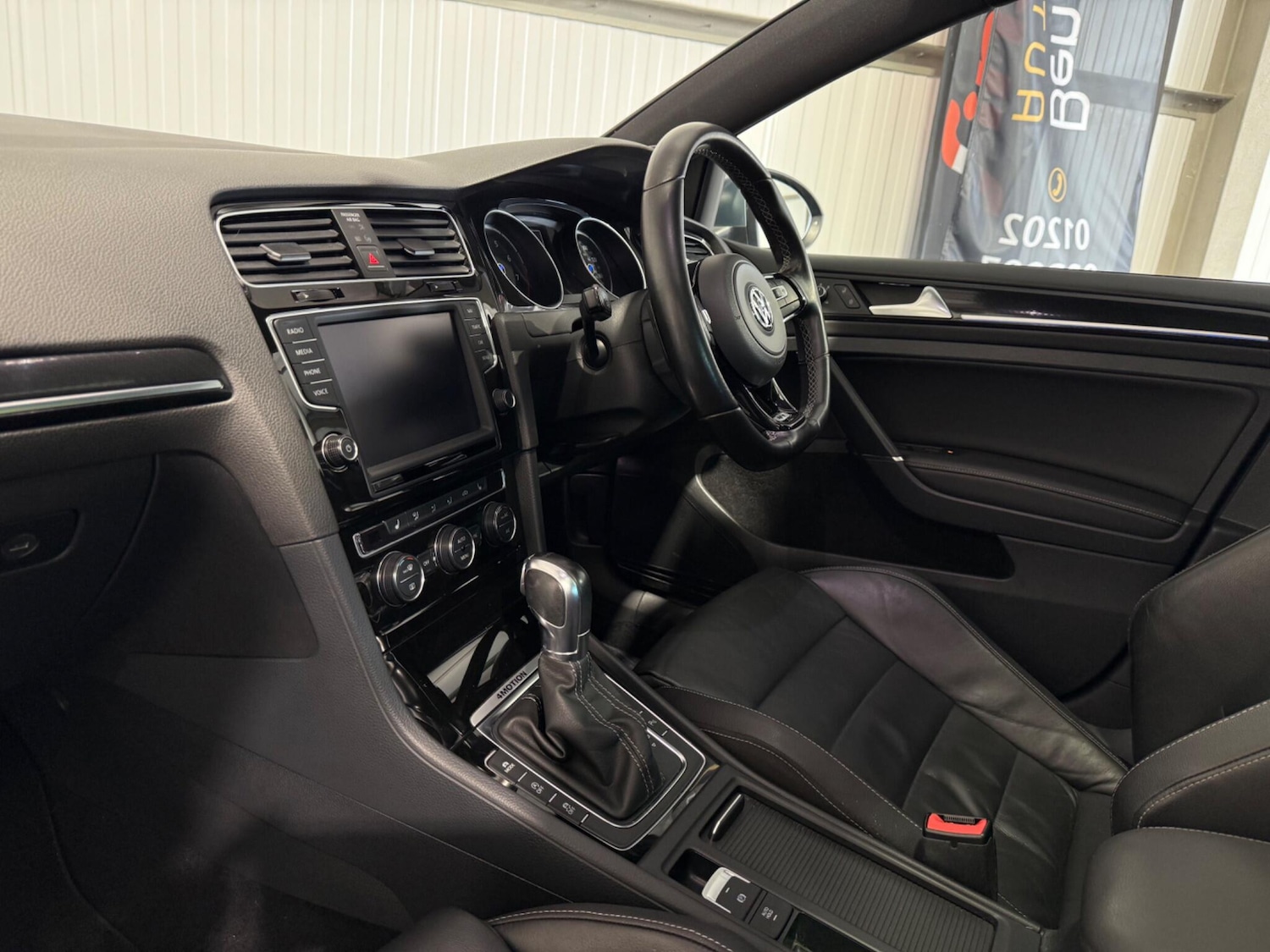 Used Volkswagen Golf 2015 for sale - 76349140: Photo 35