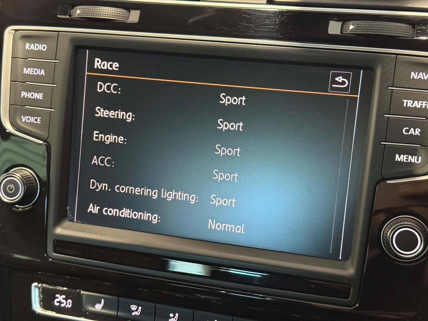 Used Volkswagen Golf 2015 for sale - 76349140: Photo 59
