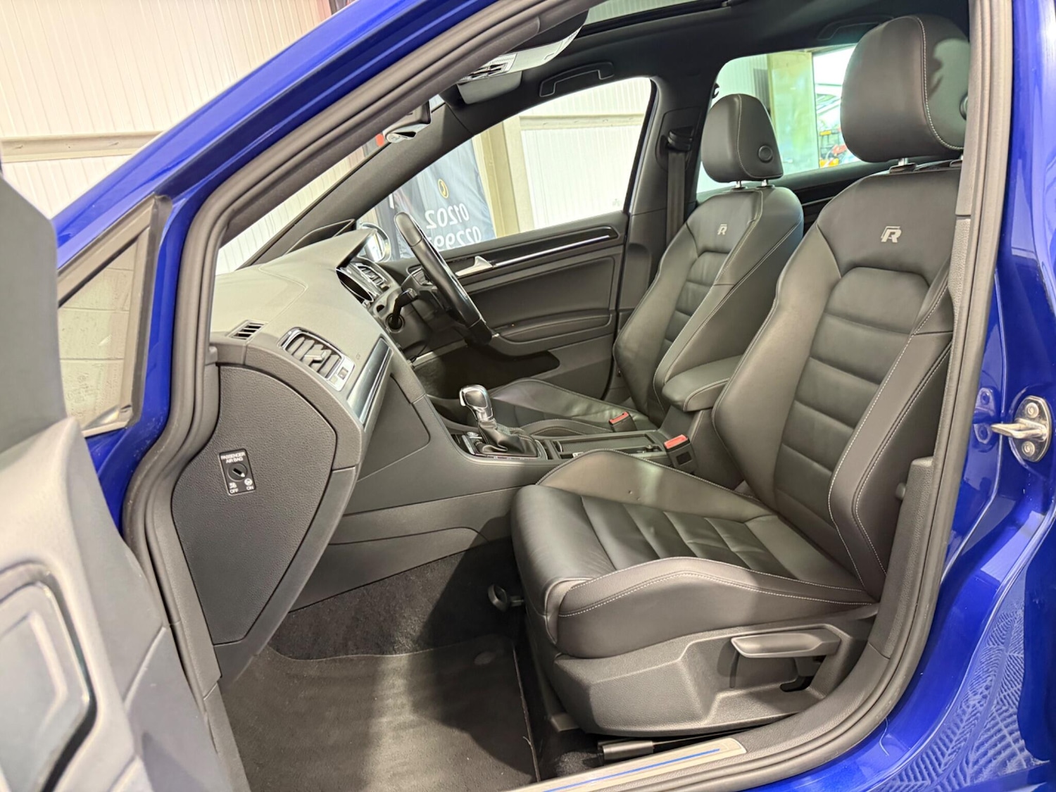 Used Volkswagen Golf 2015 for sale - 76349140: Photo 65