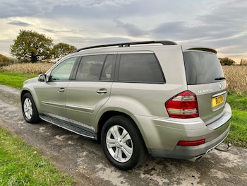 Used Mercedes-Benz GL Class 2007 for sale - 76577331: Photo