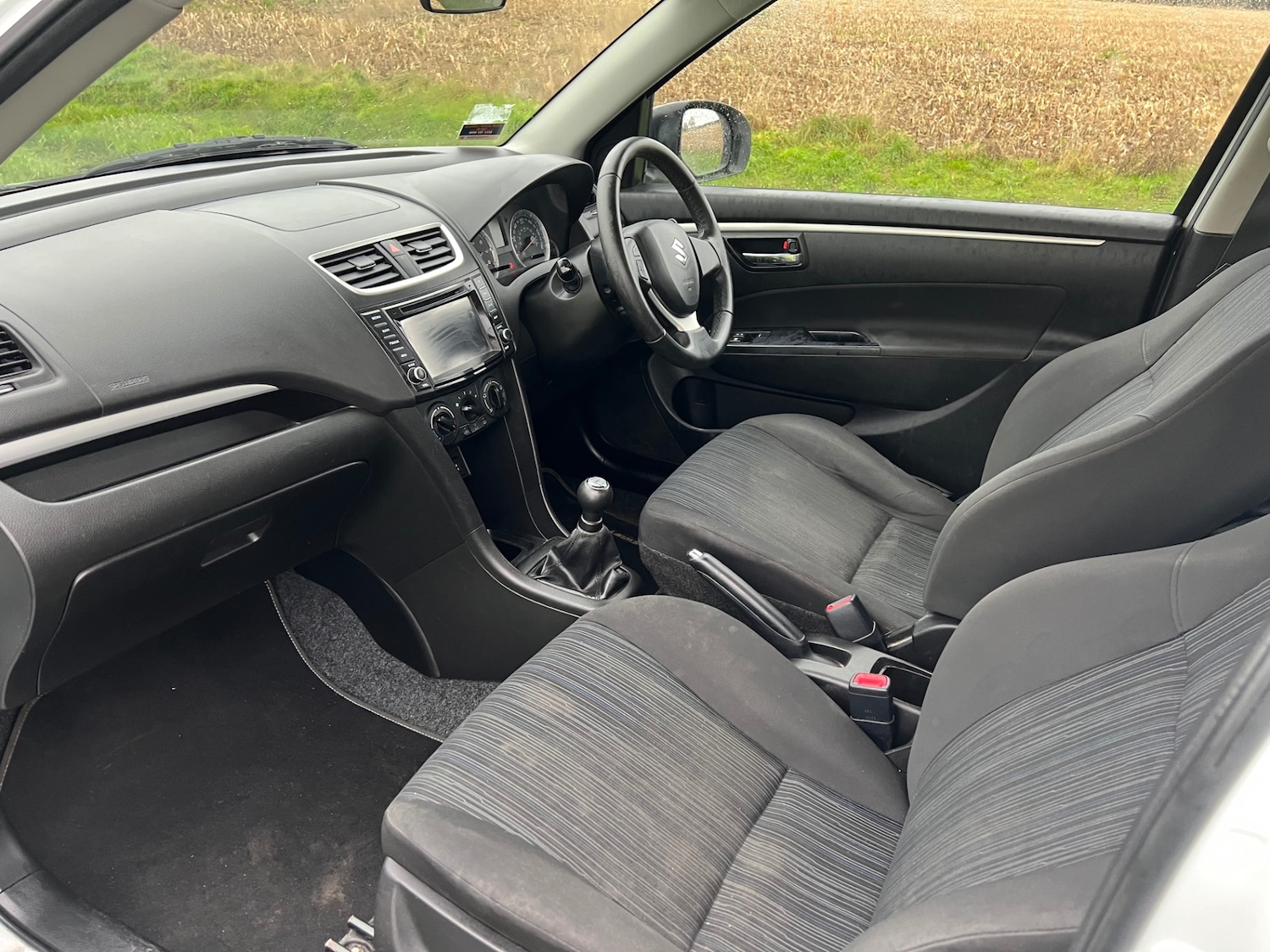 Used Suzuki Swift 2015 for sale - 76763537: Photo 11