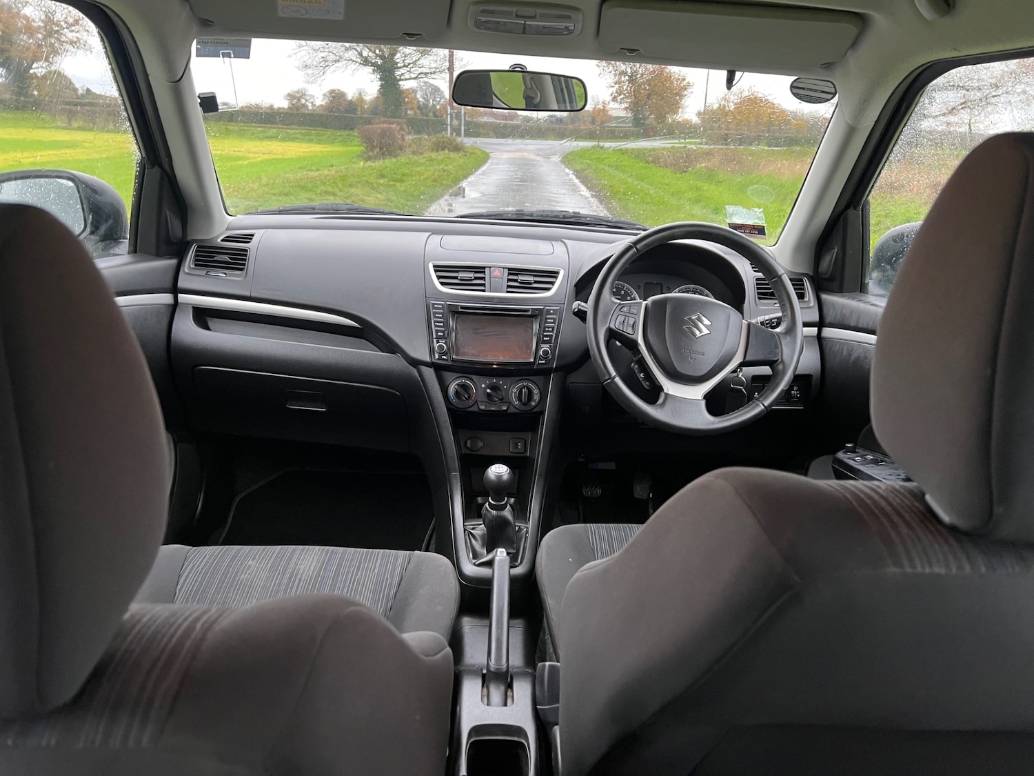 Used Suzuki Swift 2015 for sale - 76763537: Photo 12