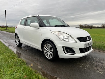 Used Suzuki Swift 2015 for sale - 76763537: Photo
